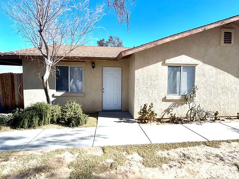 73871 S Slope Dr — Photo 1
