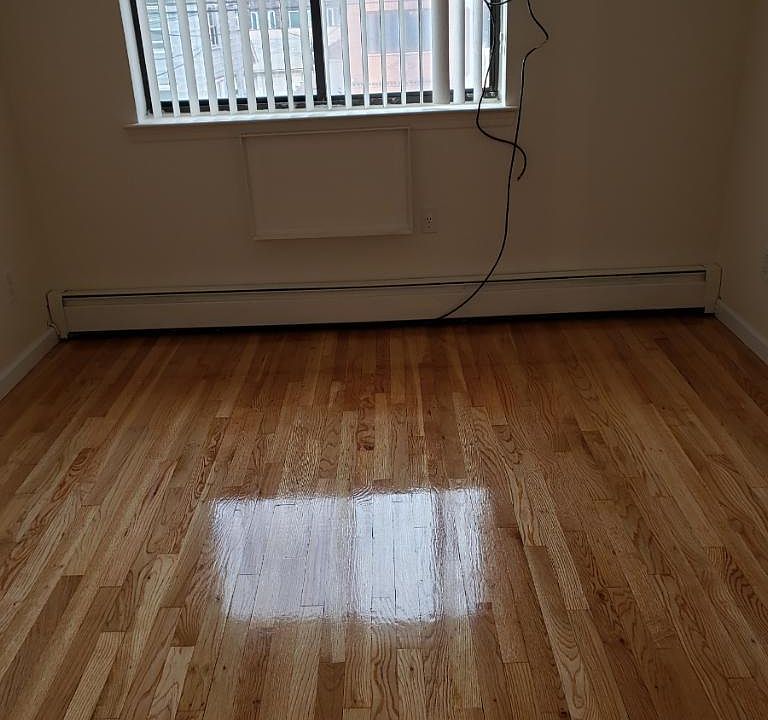 2nd image of 13622 57th Rd Floor 2
