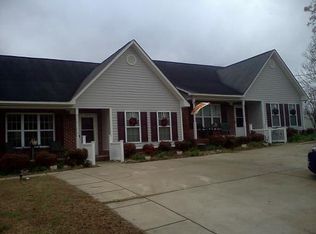 111 Smith St #B, Four Oaks, NC 27524