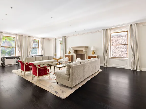 740 Park Avenue image 4 of 23