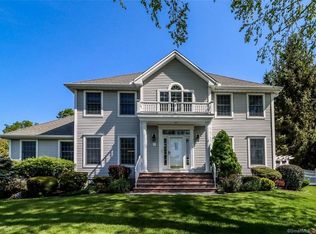 18 McKeon Pl, Ridgefield, CT 06877