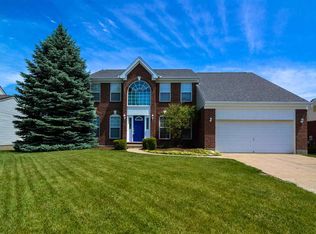 18 Harness Ln, Florence, KY 41042