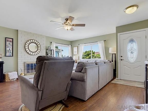 5th image of 1920 Louis Dr