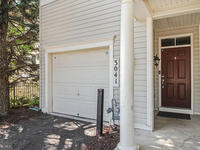 3041 Chinkapin Oak Ln — Photo 26