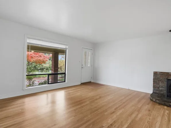 11200 Linda Dr, Auburn, CA 95602