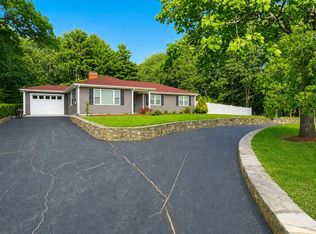490 Arcade Ave, Seekonk, MA 02771