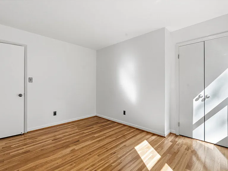 11120 Deborah Dr — Photo 31