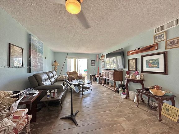 3rd image of 1176 Bayshore Drive #105