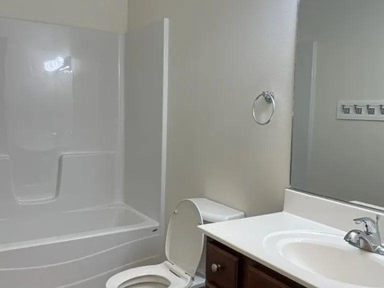 3513 Fairfax St — Photo 9