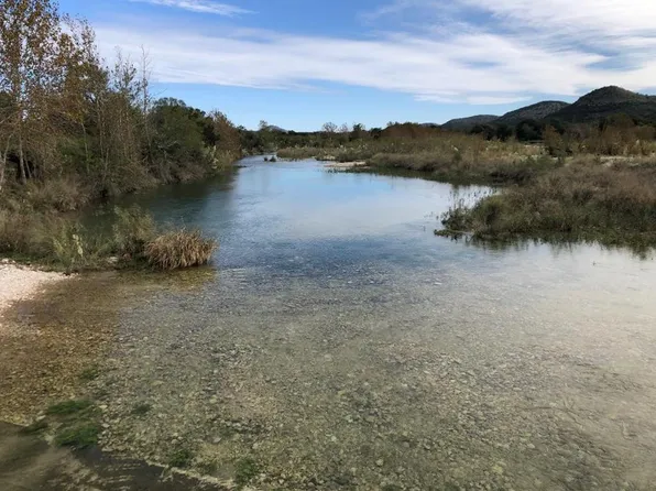 4201 County Road 416, Camp Wood, TX 78833