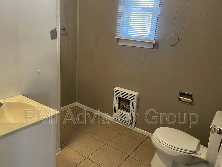 308 Chestnut St #11 — Photo 7
