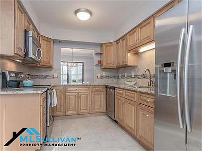 3rd image of 4100 Five Oaks Dr #1-57-1