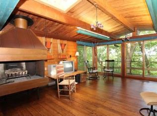 4656 Mounds Park Rd, Blue Mounds, WI 53517