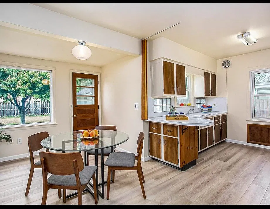 3 bed, 1716 sqft, $3,000 — Photo 1