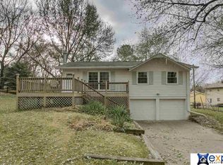 9719 Larimore Ave, Omaha, NE 68134