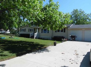 18 Central Ave, Cochran, GA 31014