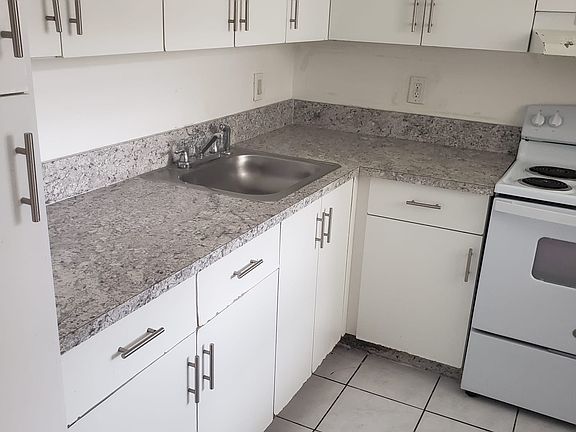 3rd image of 15600 NW 7th Ave APT 607