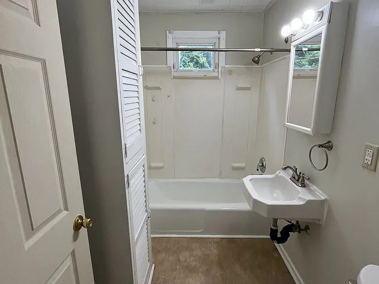 25 Sandy Shore Terrace — Photo 7