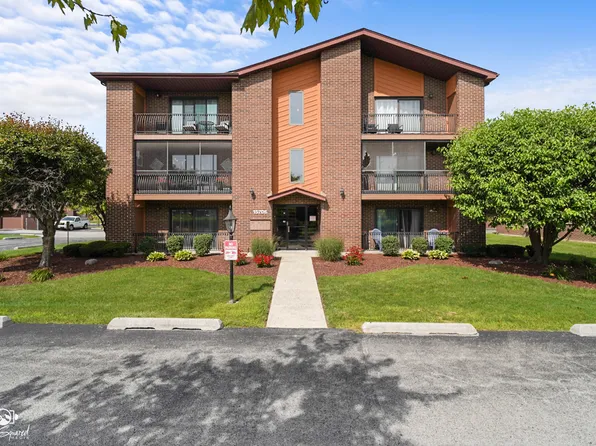 15706 Revere Ct APT D, Oak Forest, IL 60452