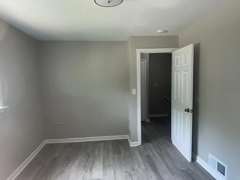 33507 Berville Ct — Photo 4