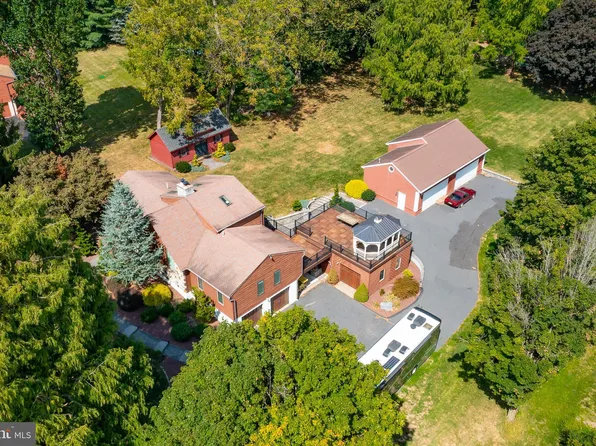 21 Sycamore Ln, Chester Springs, PA 19425