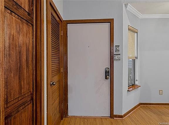 5th image of 4154 Charlotte Hwy APT B