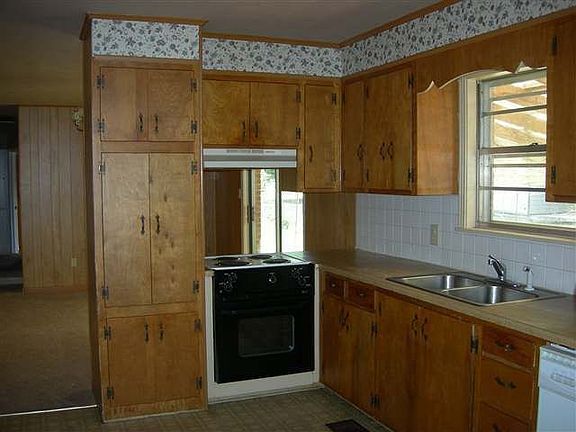 4th image of 113 Highland Dr