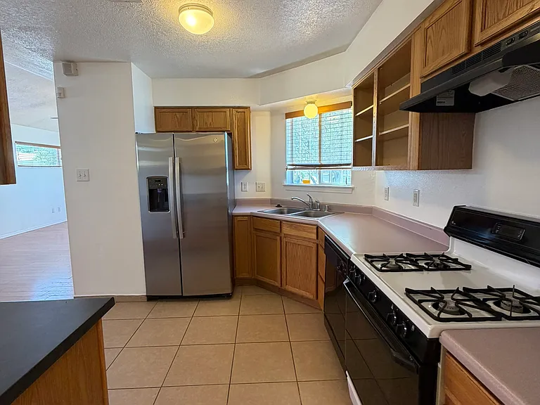 500 Constitution Ave NW — Photo 11