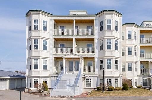 2nd image of 15 Park Ave Unit 301B