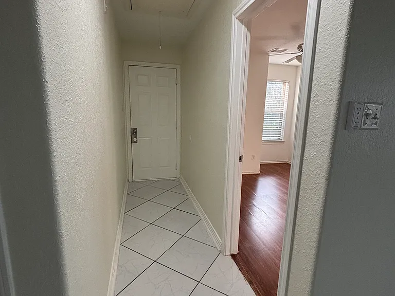 9006 Wildbird Ln — Photo 18
