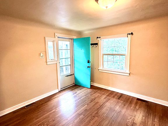 5th image of 178 Knox Ct #174