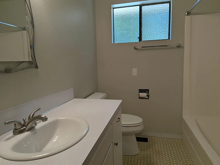 8 Cherokee Pl — Photo 22