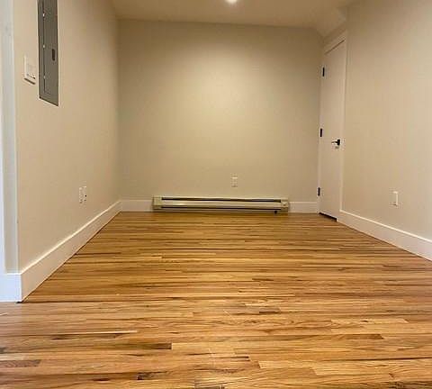 3rd image of 2780 University Ave APT 3R
