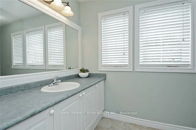 64 Melody Dr — Photo 17