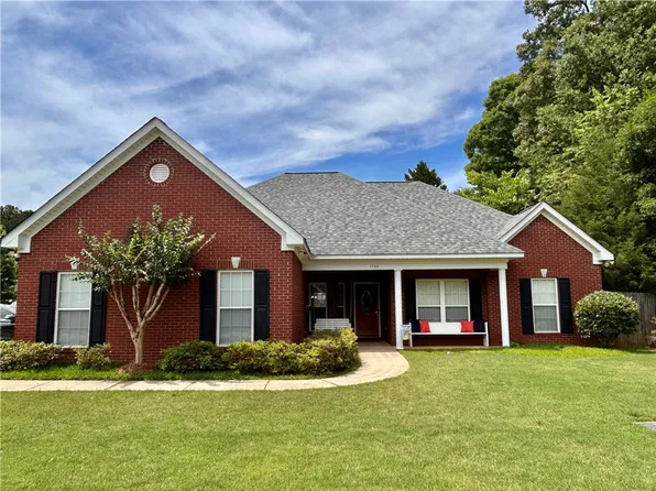 1794 Piedmont Dr, Auburn, AL 36830