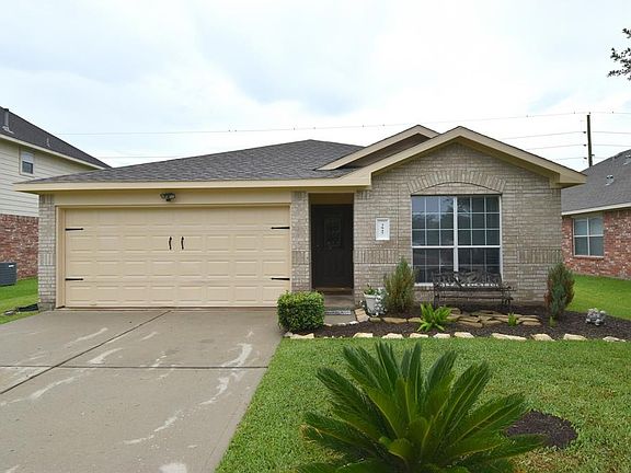 2nd image of 3847 Silverhawk Dr