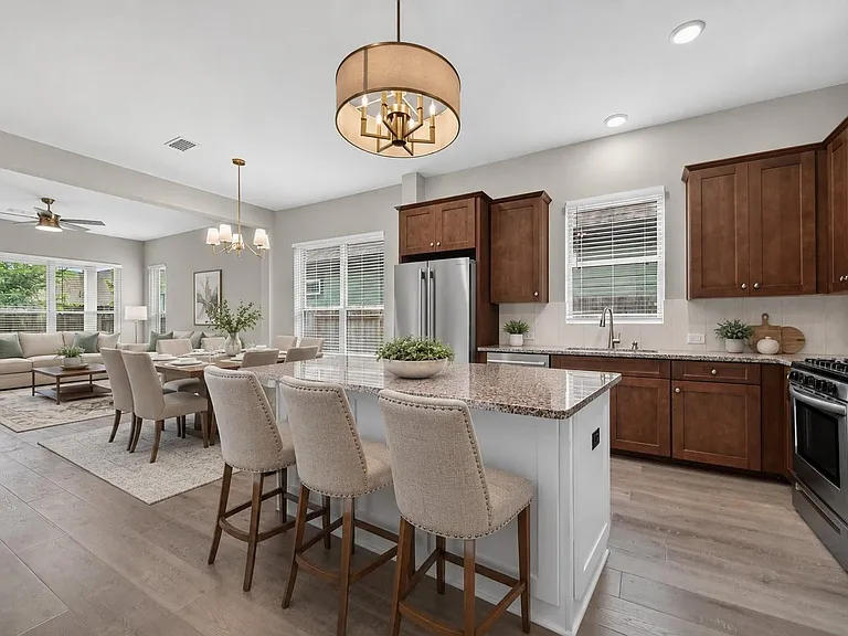 18410 Central Creek Dr — Photo 9