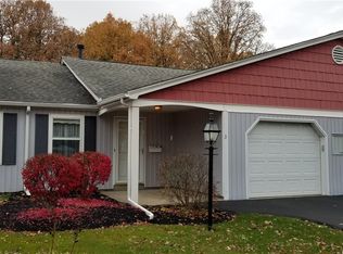 3 The Cmn, Lockport, NY 14094