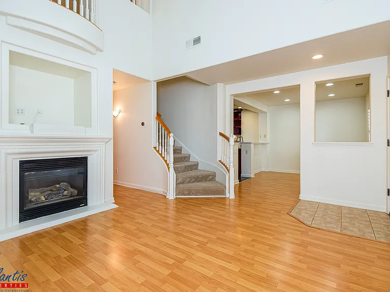 3931 Mosher Dr — Photo 4
