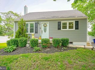 2 Reserve Ave, Delran, NJ 08075