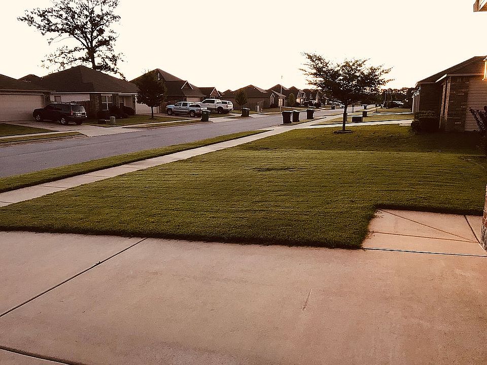 1st image of 506 W Gillian Ave Rogers Ar #72758