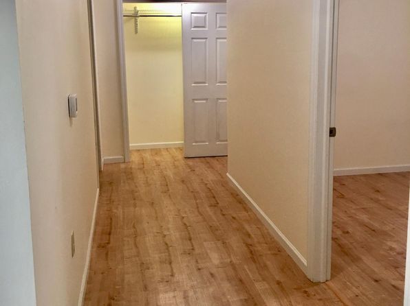 475 E Locust St APT B