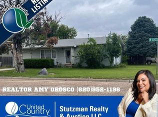 904 Ulysses Pkwy, Ulysses, KS 67880