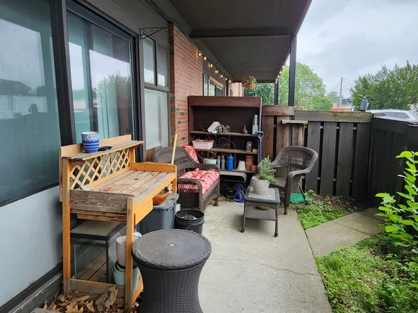 200 Central St APT 4, Stoneham, MA 02180