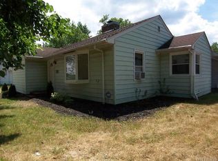 4146 Johnson Rd, Lockport, NY 14094