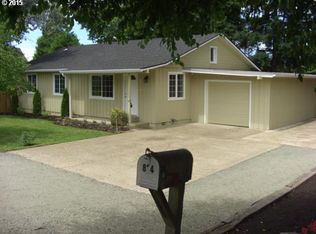 824 Johnson Ave, Cottage Grove, OR 97424