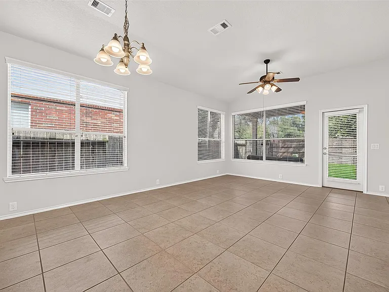 24518 Carlton Springs Ln — Photo 7