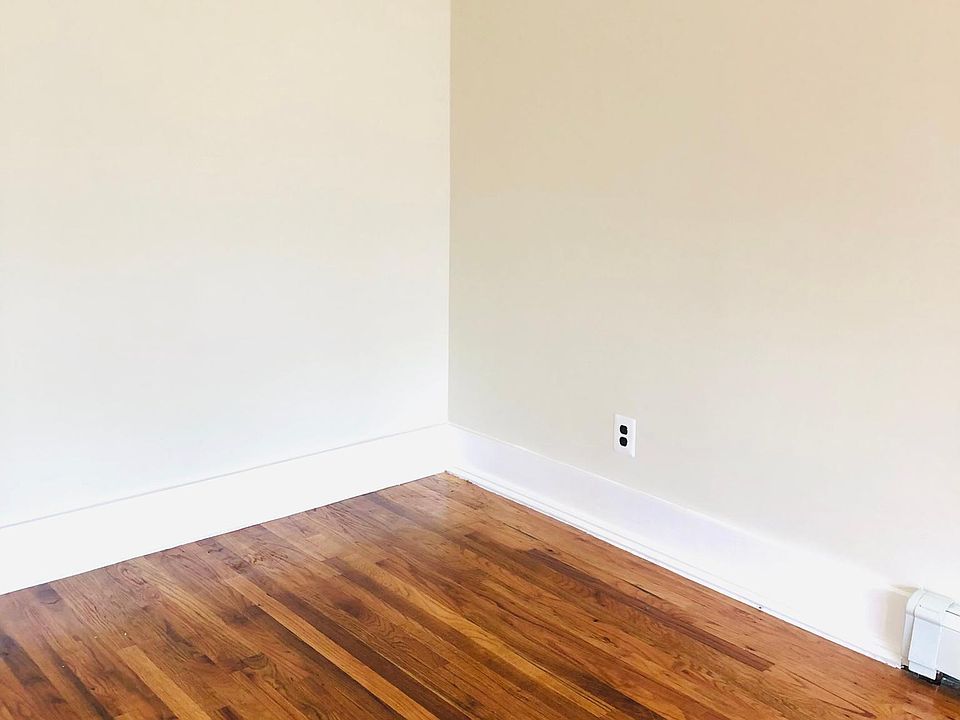 1st image of 15403 20th Ave Floor 2