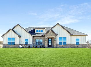 125 Aslan Rd, Poolville, TX 76487