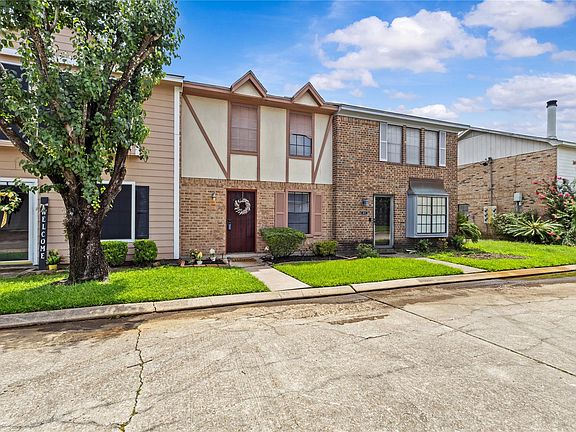 5th image of 3673 Briar Creek Dr